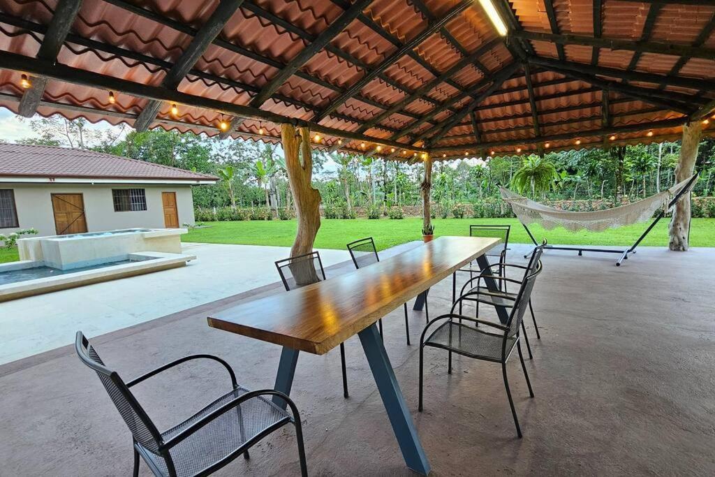 Casa Roble Fortuna La Fortuna Extérieur photo